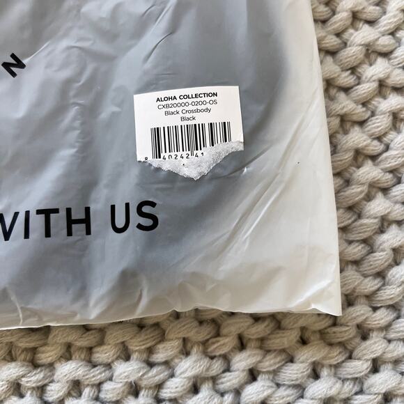 ALOHA Collection | Bags | Aloha Collection Monochrome Crossbody Bag ...